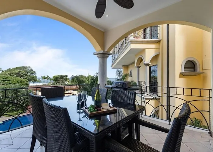 Oceanview Across From With Pool *